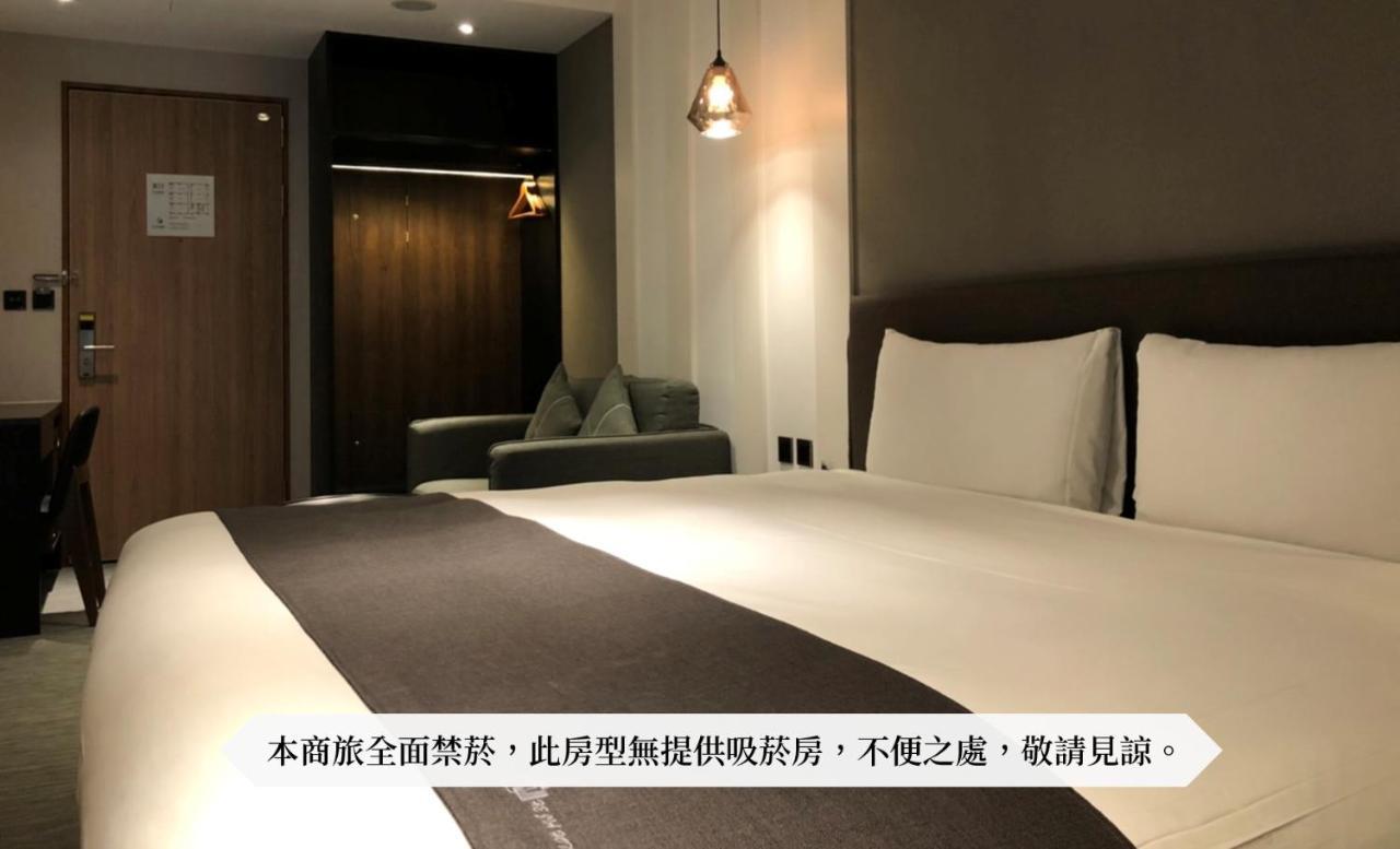 He-Jia Hotel Miaoli Exteriör bild
