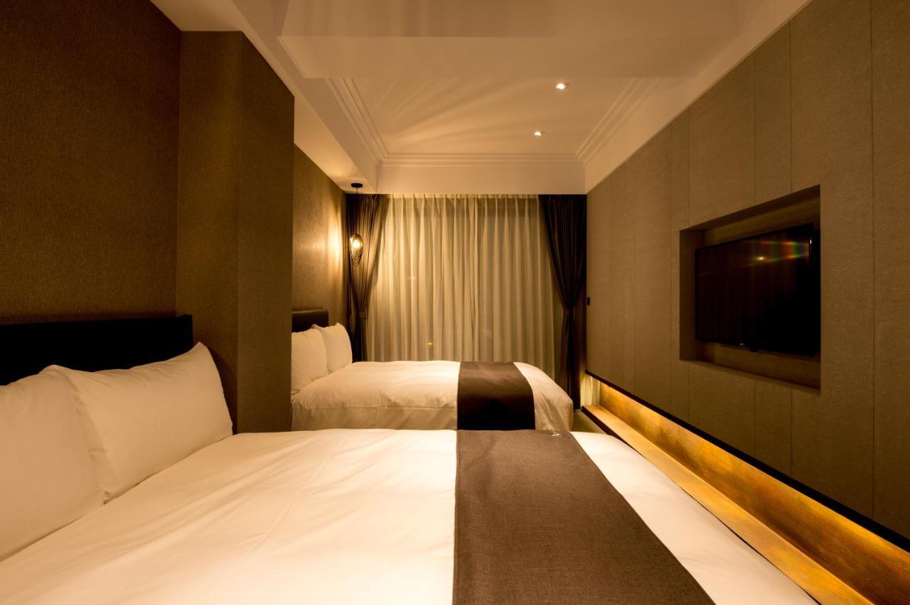 He-Jia Hotel Miaoli Exteriör bild