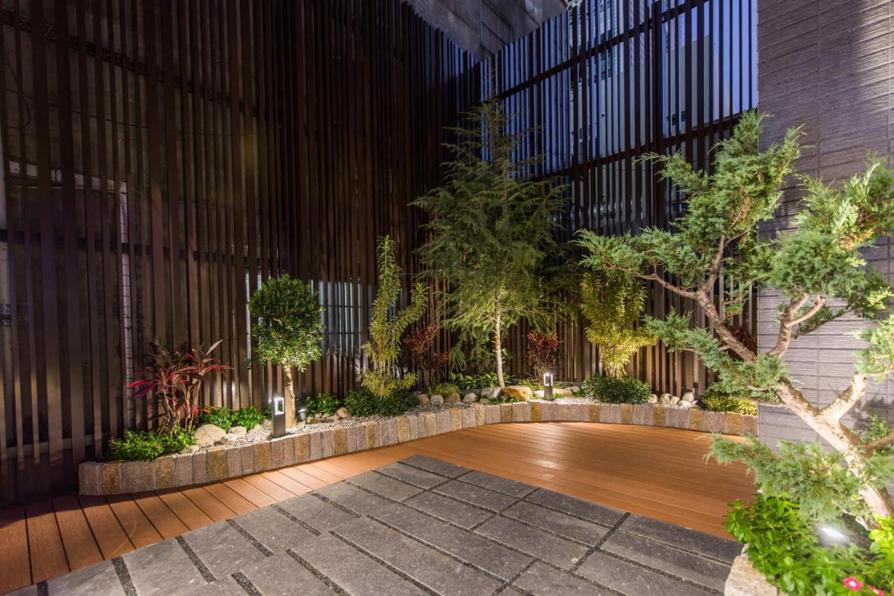He-Jia Hotel Miaoli Exteriör bild